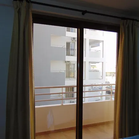 Apartman Ithaki Phinikoudes No. 107 *