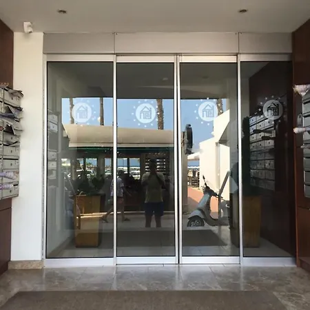 Ithaki Phinikoudes No. 107