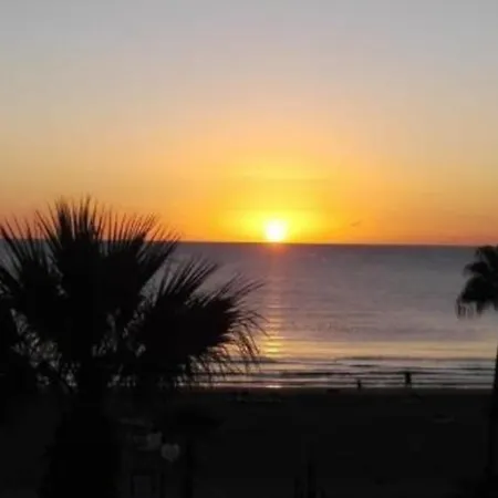 Apartament Ithaki Phinikoudes No. 107 *