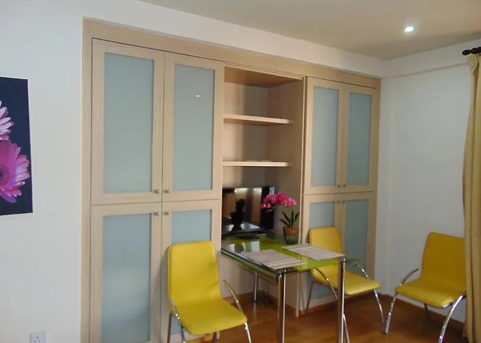 Appartement Ithaki Phinikoudes No. 107