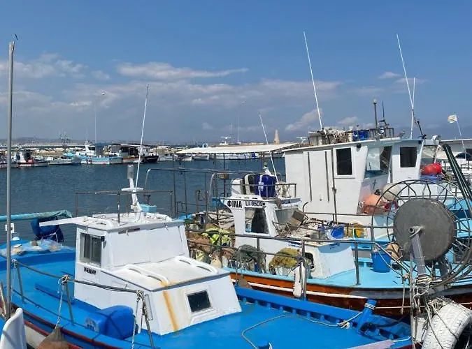 Ithaki Phinikoudes No. 107 Larnaca