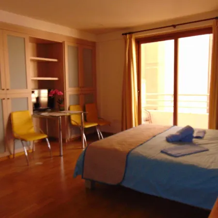 Appartement Ithaki Phinikoudes No. 107