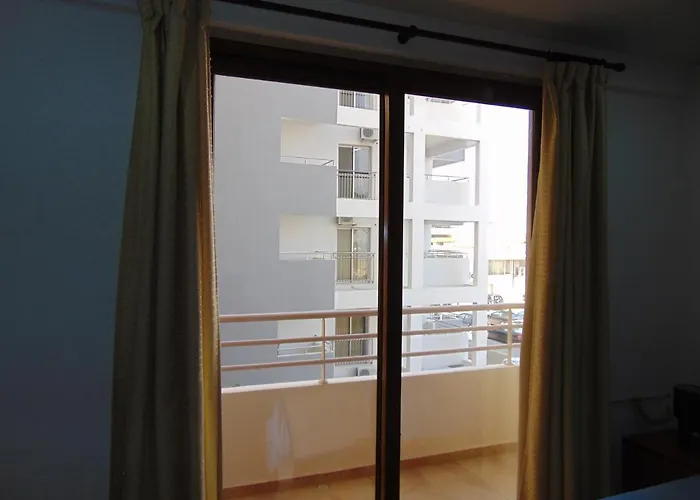 Διαμέρισμα Ithaki Phinikoudes No. 107 *